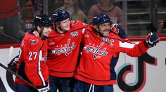 Feherváryho Washington zdolal Slafkovského Montreal, štvorbodový Nečas ťahal Carolinu