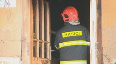 Bezvládne telo muža našli v dome až po uhasení požiaru