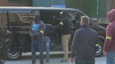 Drogy mal predávať v budove bývalej škôlky. V rozsiahlej akcii zadržali troch mužov