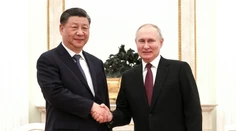 Putin privítal v Kremli Si Ťin-pchinga. Hovoria o prehĺbení ich bezhraničného priateľstva