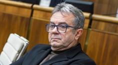 Ďalší incident medzi poslancami. Mal sa odohrať v parlamentnej garáži a jedným z aktérov bol Pročko