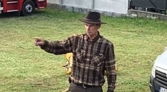 Deťom kázal odísť, na dospelých kričal. Nahrávky a svedectvá priblížili incident so štátnym tajomníkom