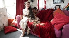 Frankie si nechala narásť vlasy až po zem. Už takmer 20 rokov si ich ale neumývala