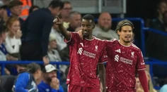 Liverpool dosiahol prvú výhru v sezóne. O triumfe nad nováčikom rozhodol dvojgólový Isak