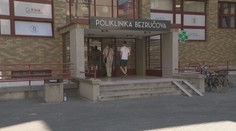 Vozíčkari či rodičia s deťmi majú problém dostať sa k lekárovi. Polovica zdravotníckych zariadení nie je bezbariérová