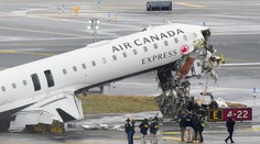 Vyšetrovanie odhalilo príčinu tragickej zrážky lietadla a hasičského vozidla na newyorskom letisku