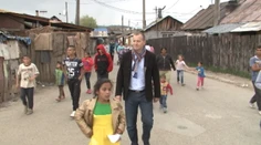 Boris Kollár navštívil najväčšiu rómsku osadu, nemá problém v nej aj prespať