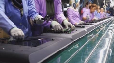 Samsung v Galante začal prepúšťať ľudí, niektorí dostanú aj televízor