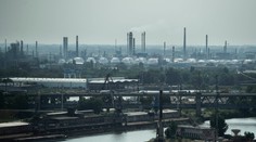 Inšpekcia životného prostredia si posvieti na Slovnaft, vykonajú kontrolu