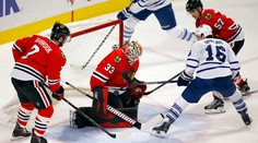Chicago bez zraneného Hossu zdolalo Toronto 7:2, Pánik s pluskou
