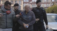 Krvavá vražda za bieleho dňa: Muž v Rajčanoch zaťal sestre do hlavy sekeru dvakrát