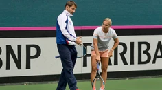 Fed Cup: Cibulková by chcela rýchlejší povrch, Čepelová si trúfa na Stosurovú