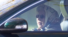 Život Alžbety II. očami etnologičky K. Nádaskej: Žena so silným morálnym kompasom a láskou k autám