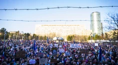 Ľudia po celom Slovensku opäť stáli na námestiach. Protestovali proti Ficovej vláde