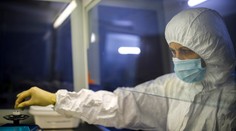 Najbližšie k lieku na koronavírus má Thajsko, potenciálnu vakcínu testujú aj Spojené štáty