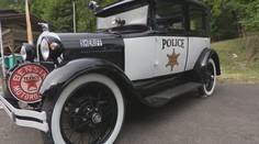 Desiatky vzácnych veteránov na jednom mieste. Ich majitelia si zmerali sily na nevšedných pretekoch