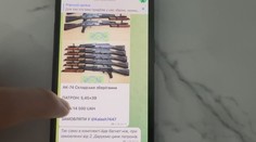 Pištole, samopaly, granáty. Spojili sme sa s ľuďmi, ktorí predávajú zbrane z ukrajinského frontu