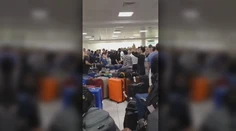 Chaos na britských letiskách: Viac než 2-tisíc zrušených letov a zúfalí pasažieri