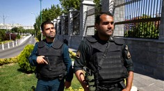 Počet obetí útokov v Teheráne stúpol na 17, Rúhánímu kondoloval aj Asad