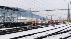 V Žiline obnovili železničnú dopravu, vlaky však ešte stále jazdia zníženou rýchlosťou