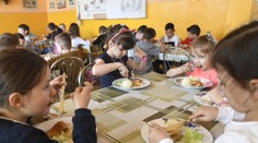 Mamičke prišiel nový cenník na obedy zadarmo: Nevedela, či sa má smiať alebo plakať