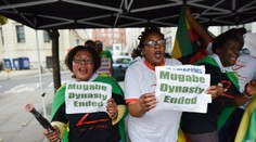 Celá Afrika čaká, čo bude s Mugabem. Líder opozície žiada jeho okamžité odstúpenie