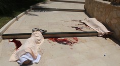 Počet Britov zabitých pri útoku sa vyšplhá k tridsiatke