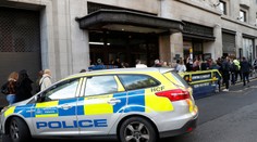 V britskej spoločnosti v Londýne došlo k útoku nožom