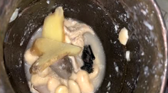 Rodina si v objednanej polievke našla netopiera, okamžite si šla dať spraviť testy na COVID-19