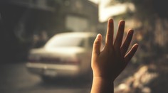 Ďalšie dieťa zomrelo v rozpálenom aute. Chlapec zo Slovinska nemal ani dva roky