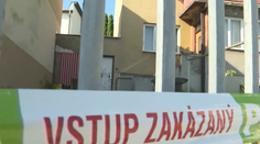 Najskôr strieľal. Keď netrafil, dobil ju tyčou. Košická polícia pátra po mužovi, ktorý brutálne napadol sestru