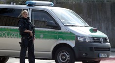V Brémach pátrajú po mladíkovi z Alžírska, evakuovali nákupné centrum