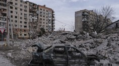 Rusko podniklo masívne útoky na východe Ukrajiny, hlásia zranených