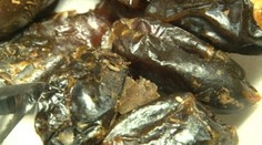 Pán Peter otvoril balenie sušených datlí. Čo tam našiel, ho šokovalo