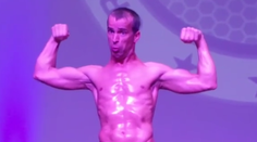 Starí rodičia ho pre mozgovú obrnu zatracovali. Teraz vyhral kulturistickú súťaž