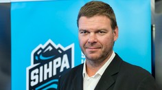 Jozef Stümpel vstupuje do politiky, kandiduje za Smer a SNS