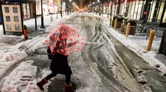 Východné pobrežie USA zasiahla snehová víchrica Stella, rušia lety i vyučovanie