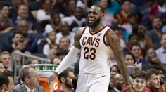 LeBron James vyrovnal rekord legendárneho Michaela Jordana