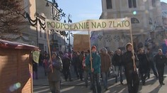 Zlato v Podpoľaní im nedá spávať. Miestni nechcú zdevastovanú krajinu a ťažiari vidia už tony zlata