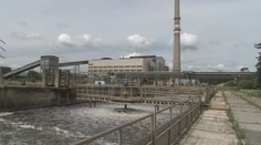 Hrozí, že obec na východe zaplavia splašky. Čističku v skrachovanej fabrike totiž nikto neobsluhuje