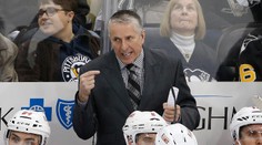 Na dvoch stoličkách. Bob Hartley povedie v nasledujúcej sezóne Omsk aj Lotyšsko