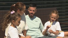 Na pódiu pôsobí ako drsný chlap, no v súkromí by ste ho natreli na chlieb. Raper Ego ukázal rodinu