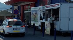 Policajti porušili predpisy a je to v poriadku. Vodič si udelil výnimku