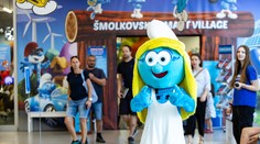 Šmolkovia budú deti baviť aj cez prázdniny, počas leta si všetci užijú veľa zábavy!