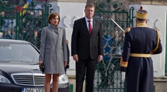 Etnický Nemec je oddnes prvým mužom v krajine grófa Draculu