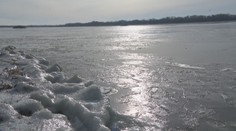 Na Slovensku mrznú nielen jazerá, ale už aj rieky. Veľká zima spôsobuje masívne problémy