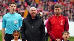 Liverpool splnil sen trénerovi, ktorému zostáva rok života. V zápase legiend nastúpil aj Škrtel
