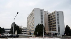 V levickej nemocnici zastavili operácie. Pozitívni sú nielen pacienti, ale aj zamestnanci