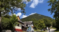 Slovenský klenot UNESCO čaká obnova. Na obnovu Vlkolínca chcú získať milióny eur