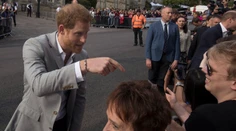 Princ Harry je už vojvoda zo Sussexu. Nevesta musí čakať ešte niekoľko hodín na titul